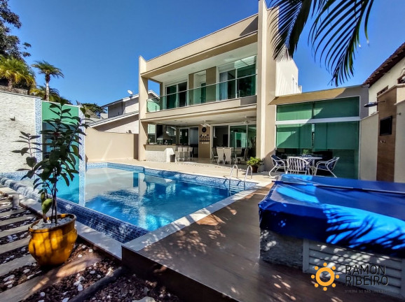 Imóvel com 5 Quartos à Venda,  em Riviera - Bertioga