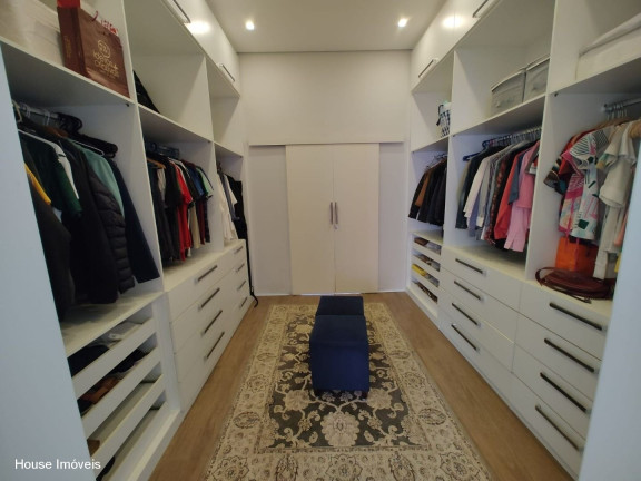 Imagem Casa com 3 Quartos à Venda, 400 m² em Medeiros - Jundiaí Imagem Casa com 3 Quartos à Venda, 400 m² em Medeiros - Jundiaí