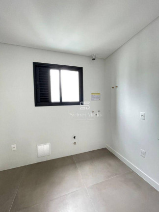 Imagem Apartamento com 4 Quartos à Venda, 149 m² em 2 Quadra Centro - Balneário Camboriú Imagem Apartamento com 4 Quartos à Venda, 149 m² em 2 Quadra Centro - Balneário Camboriú