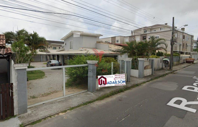 Imagem Casa com 3 Quartos à Venda, 220 m² em Ingleses Do Rio Vermelho - Florianópolis Imagem Casa com 3 Quartos à Venda, 220 m² em Ingleses Do Rio Vermelho - Florianópolis