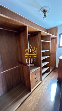 Imagem Casa com 3 Quartos à Venda, 224 m² em Santana - Porto Alegre Imagem Casa com 3 Quartos à Venda, 224 m² em Santana - Porto Alegre