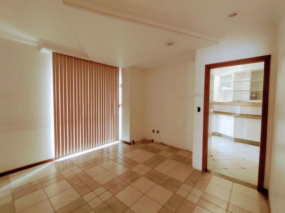Imagem Cobertura com 4 Quartos à Venda, 389 m² em Centro - Joinville