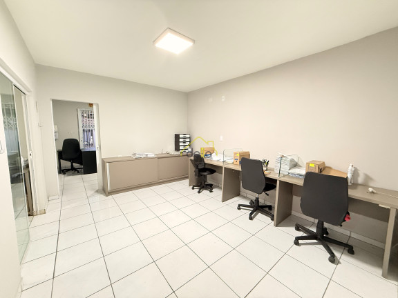 Imagem Casa com 3 Quartos à Venda, 183 m² em Iririú - Joinville Imagem Casa com 3 Quartos à Venda, 183 m² em Iririú - Joinville