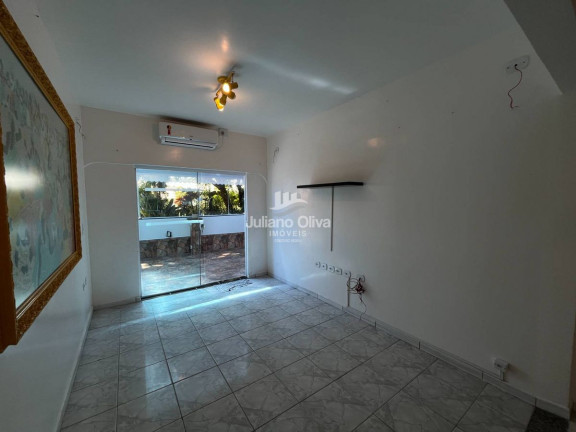 Imagem Casa à Venda, 229 m² em Barra Do Sai - Itapoá