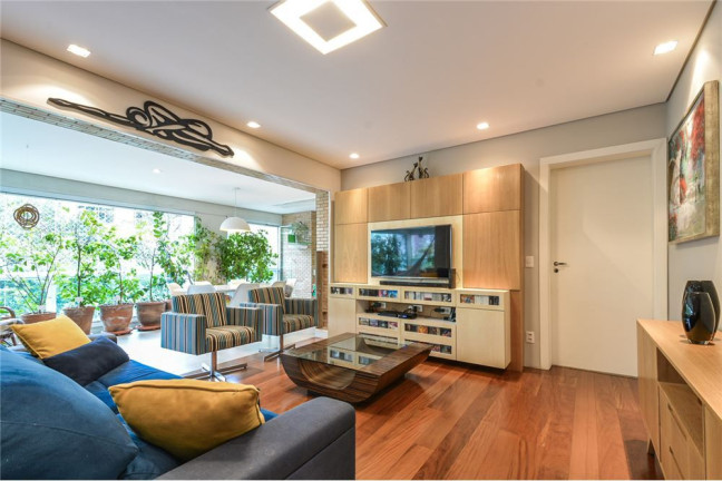 Imóvel com 4 Quartos à Venda,  em Vila Mariana - São Paulo