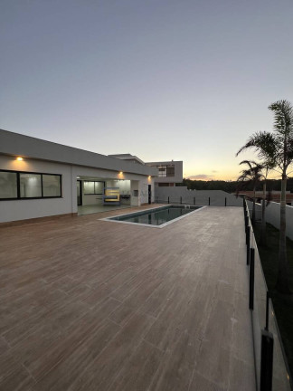 Imagem Casa com 4 Quartos à Venda, 790 m² em Interlagos - Vila Velha Imagem Casa com 4 Quartos à Venda, 790 m² em Interlagos - Vila Velha