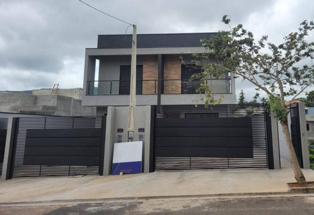 Casa com 3 Quartos à Venda, 110 m² em Centro - Atibaia
