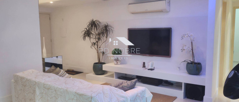 Imagem Apartamento com 3 Quartos à Venda,  em Pitangueiras - Guarujá
