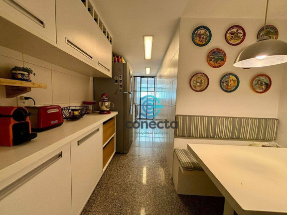 Imagem Apartamento com 3 Quartos à Venda, 119 m² em Icaraí - Niterói Imagem Apartamento com 3 Quartos à Venda, 119 m² em Icaraí - Niterói