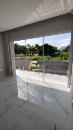 Imagem Casa com 3 Quartos à Venda, 240 m² em Itapebussu - Guarapari Imagem Casa com 3 Quartos à Venda, 240 m² em Itapebussu - Guarapari