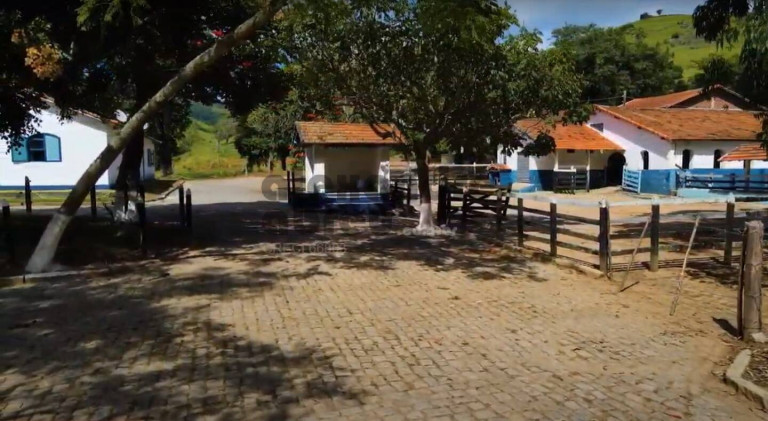 Imagem Fazenda à Venda, 1.067 m² em Santa Branca