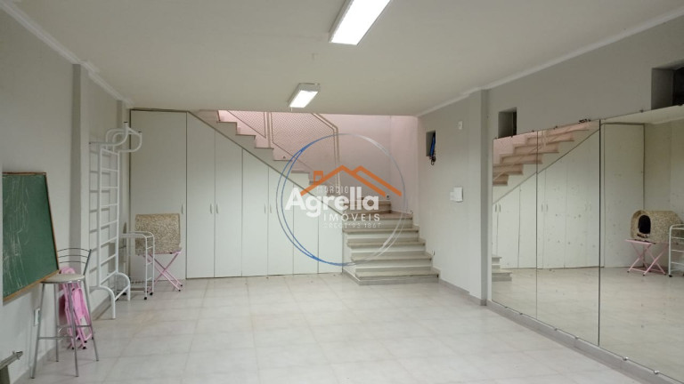 Imagem Casa com 3 Quartos à Venda, 260 m² em Jardim Patrícia - Mogi Mirim Imagem Casa com 3 Quartos à Venda, 260 m² em Jardim Patrícia - Mogi Mirim