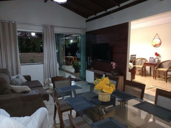 Imagem Casa com 3 Quartos à Venda, 200 m² em Riacho Fundo I - Brasília Imagem Casa com 3 Quartos à Venda, 200 m² em Riacho Fundo I - Brasília