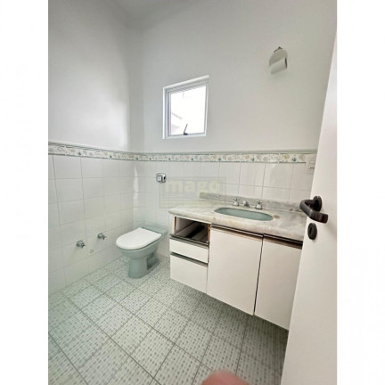 Imagem Casa com 3 Quartos à Venda, em Ariribá - Balneário Camboriú Imagem Casa com 3 Quartos à Venda, em Ariribá - Balneário Camboriú