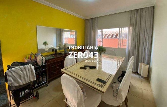 Imagem Casa com 3 Quartos para Alugar, 306 m² em Lago Parque - Londrina Imagem Casa com 3 Quartos para Alugar, 306 m² em Lago Parque - Londrina
