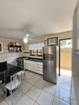 Imagem Casa com 3 Quartos à Venda, 70 m² em Balneário Eliane - Guaratuba Imagem Casa com 3 Quartos à Venda, 70 m² em Balneário Eliane - Guaratuba