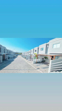 Imagem Sobrado com 2 Quartos à Venda, 60 m² em Espinheiros - Itajaí Imagem Sobrado com 2 Quartos à Venda, 60 m² em Espinheiros - Itajaí
