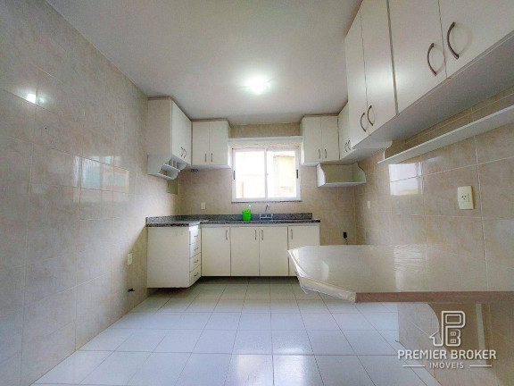 Imagem Casa com 4 Quartos à Venda, 231 m² em Tijuca - Teresópolis Imagem Casa com 4 Quartos à Venda, 231 m² em Tijuca - Teresópolis