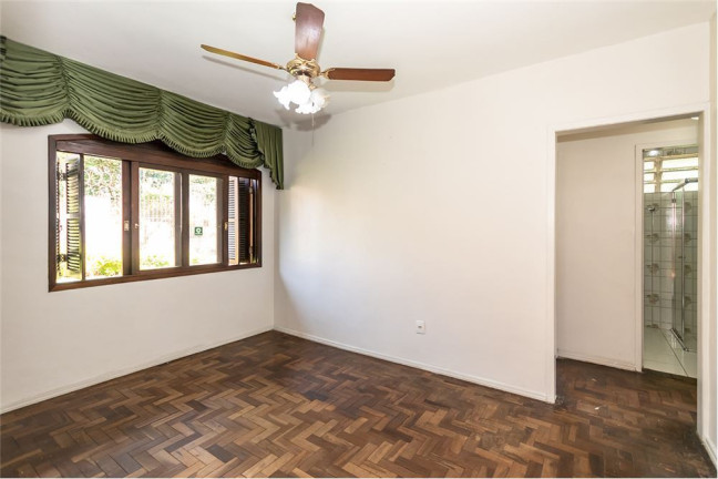Imagem Casa com 3 Quartos à Venda,  em Santa Tereza - Porto Alegre