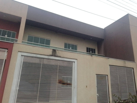 Imagem Sobrado com 3 Quartos para Alugar, em Arapongas Imagem Sobrado com 3 Quartos para Alugar, em Arapongas