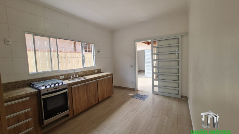 Imagem Casa com 3 Quartos para Alugar, 132 m² em Aparecida - Bragança Paulista Imagem Casa com 3 Quartos para Alugar, 132 m² em Aparecida - Bragança Paulista