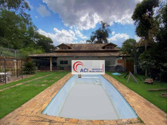 Casa com 4 Quartos à Venda ou Locação, 780 m² em Granja Viana - Carapicuíba