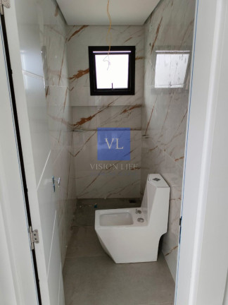 Imagem Casa com 3 Quartos à Venda, 170 m² em Santa Candida - Curitiba