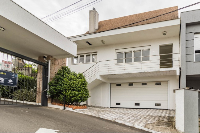 Casa de Condomínio com 3 Quartos à Venda, 213 m² em Mário Quintana - Porto Alegre