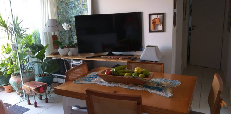 Imagem Apartamento com 2 Quartos à Venda, 55 m²