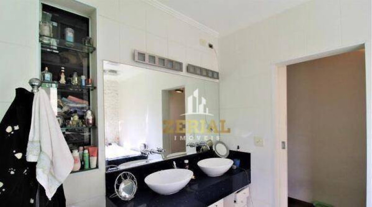 Imagem Sobrado com 3 Quartos à Venda, 330 m² em Olímpico - São Caetano Do Sul Imagem Sobrado com 3 Quartos à Venda, 330 m² em Olímpico - São Caetano Do Sul