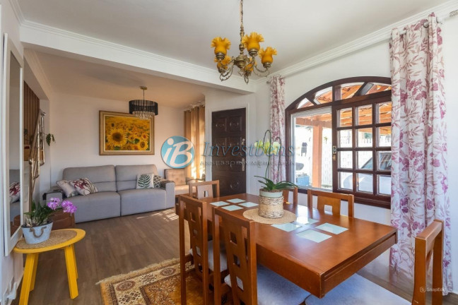 Imagem Sobrado com 3 Quartos à Venda, 110 m² em Santa Cândida - Curitiba Imagem Sobrado com 3 Quartos à Venda, 110 m² em Santa Cândida - Curitiba