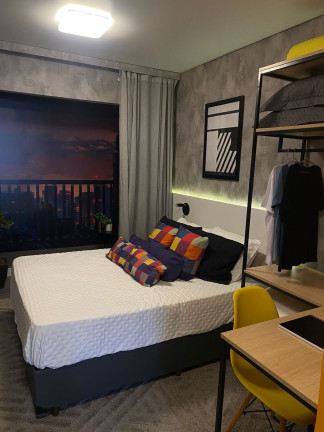 Imagem Imóvel com 1 Quarto à Venda,  em Portão - Curitiba