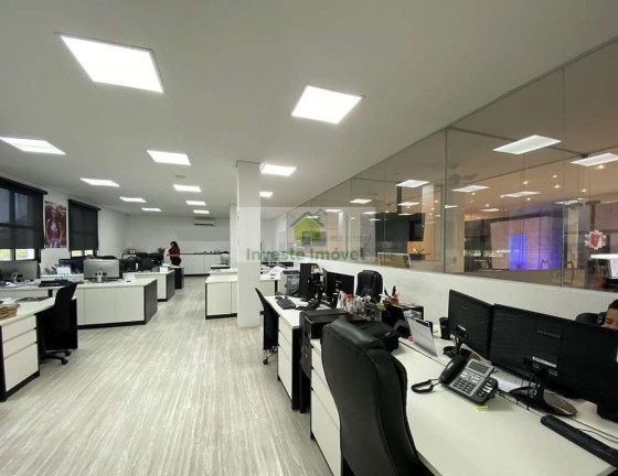 Imagem Sala Comercial à Venda, 1.566 m² em Granja Viana - Cotia