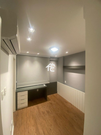 Imagem Apartamento com 3 Quartos à Venda, 108 m² em São Francisco - Niterói Imagem Apartamento com 3 Quartos à Venda, 108 m² em São Francisco - Niterói