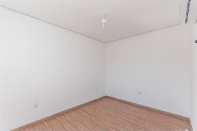 Imagem Casa com 3 Quartos à Venda, em Estância Velha - Canoas Imagem Casa com 3 Quartos à Venda, em Estância Velha - Canoas