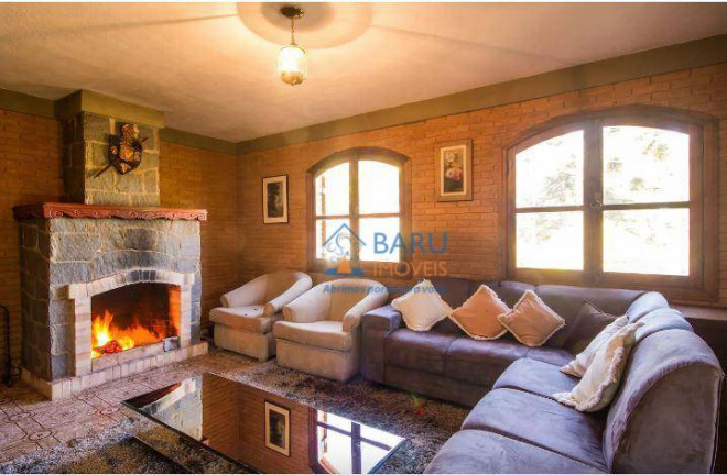 Imagem Casa com 3 Quartos à Venda, 192 m² em Campos Do Jordão - Campos Do Jordão Imagem Casa com 3 Quartos à Venda, 192 m² em Campos Do Jordão - Campos Do Jordão