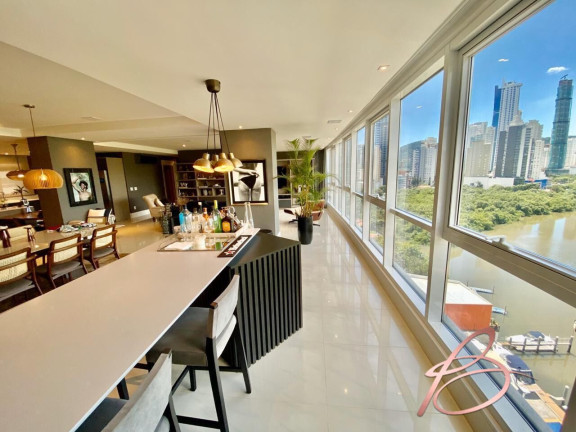 Imagem Apartamento com 4 Quartos à Venda, 190 m² em Centro - Balneário Camboriú