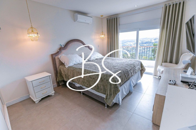 Imagem Casa com 3 Quartos à Venda, 637 m² em Vale Das Colinas - Gramado Imagem Casa com 3 Quartos à Venda, 637 m² em Vale Das Colinas - Gramado