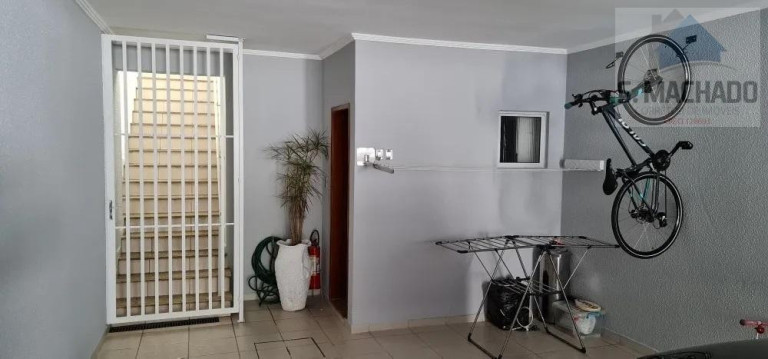 Imagem Casa com 3 Quartos à Venda, 300 m² em Vila Curuça - Santo André
