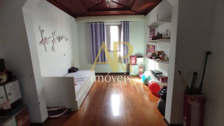 Imagem Casa com 5 Quartos à Venda, 194 m² em Canto - Florianópolis Imagem Casa com 5 Quartos à Venda, 194 m² em Canto - Florianópolis