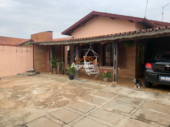 Imagem Casa com 3 Quartos à Venda, 182 m² em Santa Cruz - Mogi Mirim Imagem Casa com 3 Quartos à Venda, 182 m² em Santa Cruz - Mogi Mirim