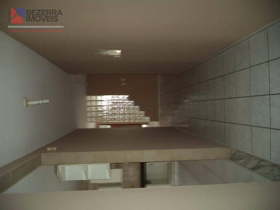 Imagem Casa com 4 Quartos à Venda, 312 m² em Candelária - Natal Imagem Casa com 4 Quartos à Venda, 312 m² em Candelária - Natal
