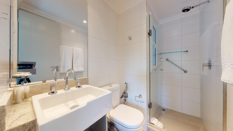 Imagem Apartamento com 2 Quartos à Venda, 81 m² em Moinhos De Vento - Porto Alegre Imagem Apartamento com 2 Quartos à Venda, 81 m² em Moinhos De Vento - Porto Alegre