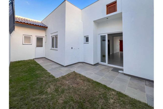Imagem Casa com 3 Quartos à Venda, em Igara - Canoas Imagem Casa com 3 Quartos à Venda, em Igara - Canoas
