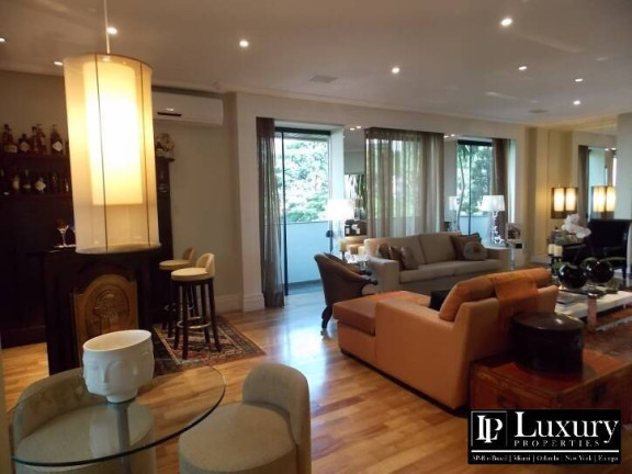 Imagem Apartamento com 4 Quartos à Venda, 354 m² em Vila Nova Conceição - São Paulo Imagem Apartamento com 4 Quartos à Venda, 354 m² em Vila Nova Conceição - São Paulo