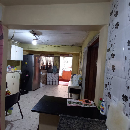 Imagem Casa com 6 Quartos à Venda, 200 m² em Santo Antônio - Manaus Imagem Casa com 6 Quartos à Venda, 200 m² em Santo Antônio - Manaus