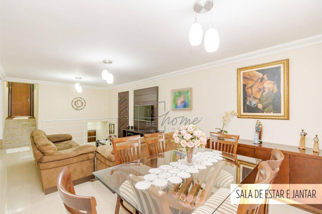 Imagem Casa com 3 Quartos à Venda, 189 m² em Cachoeira - Curitiba