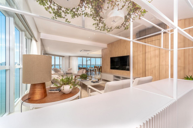 Apartamento com 4 Quartos à Venda, 238 m² em Centro - Balneário Camboriú