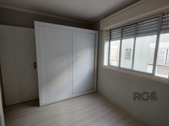 Imagem Imóvel com 2 Quartos à Venda, em Camaquã - Porto Alegre Imagem Imóvel com 2 Quartos à Venda, em Camaquã - Porto Alegre