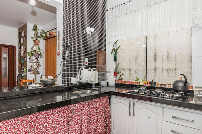 Imagem Apartamento com 2 Quartos à Venda, 71 m² em Santa Cecília - Porto Alegre